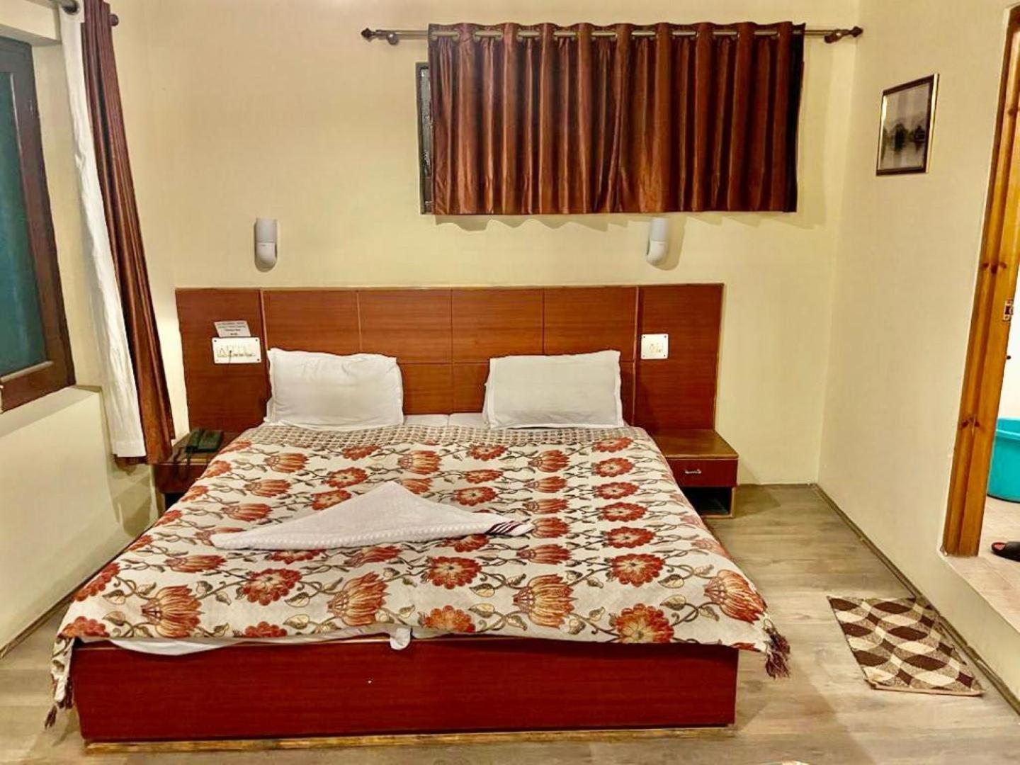 Hotel Town Centre , Srinagar Exterior foto